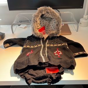 Never worn Hanna Anderson hooded sweater set with faux fur